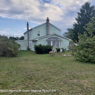 320 Cedar St, Lakehurst, NJ 08733