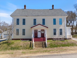 16 Manchester St Unit 16, Pittsfield, NH 03263