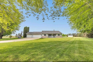 3687 Foxwoods Ln, Abrams, WI 54101