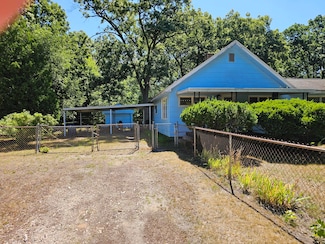 3104 Stratford St, Norton Shores, MI 49444