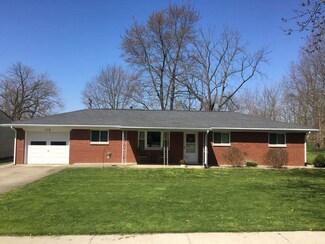 110 S Arnold St, Roann, IN 46974