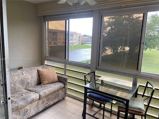 9581 Sunrise Lakes Blvd Unit 202, Sunrise, FL 33322