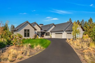 19430 Randall Ct, Bend, OR 97702