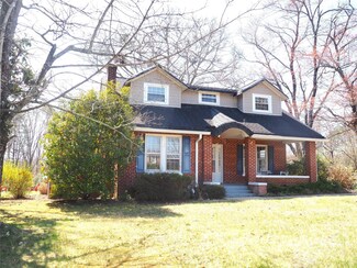 461 Chimney Rock Rd, Rutherfordton, NC 28139