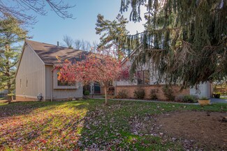 215 Woodwind Cir Unit 46, Kalamazoo, MI 49006