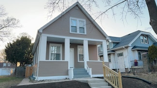5555 N 39th St, Milwaukee, WI 53209