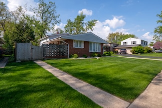 2323 Clyde Terrace, Homewood, IL 60430