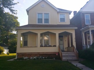 512 Walnut St, Elmwood, OH 45216