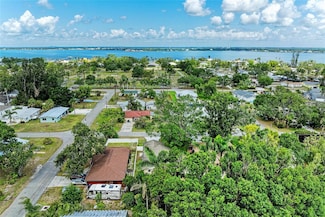 4115 2nd Ave NW, Bradenton, FL 34209