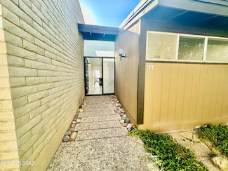 5701 E Glenn St Unit 97, Tucson, AZ 85712
