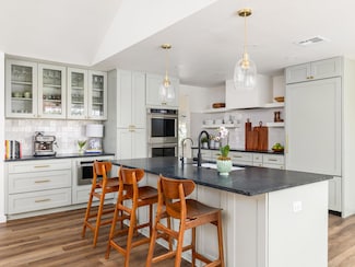 2300 Toulouse Dr, Austin, TX 78748