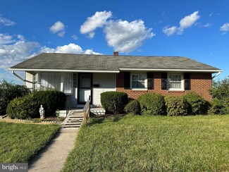 619 W 3rd St, Birdsboro, PA 19508
