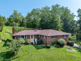 971 Schneiders Crossing Rd NW, Dover, OH 44622