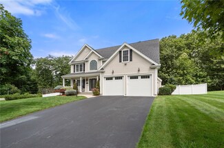 14 Sables Way, Lincoln, RI 02865