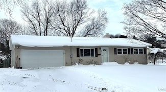 29 Cedarbrook Crescent, Whitesboro, NY 13492