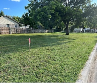 2900 Ryan Ave, Fort Worth, TX 76110