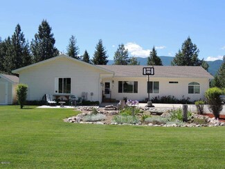36 Lakeview Rd, Trout Creek, MT 59874