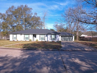 2024 International Ave, Orange, TX 77632