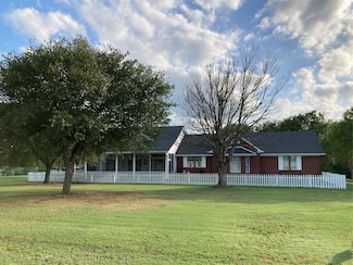142 Hickory Valley Ln, Waco, TX 76705