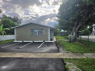 305 N 61st Ave Unit 1, Hollywood, FL 33024
