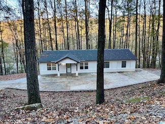 877 Poplar Trail, Warrior, AL 35180