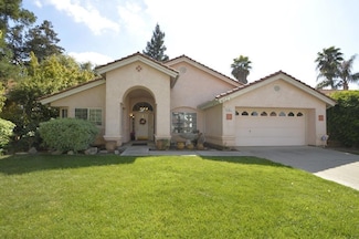 5661 W Wathen Ave, Fresno, CA 93722