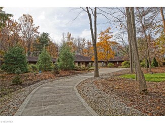 14929 Trappers Trail, Novelty, OH 44072