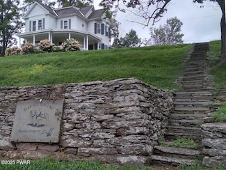 7 Terrace Ln, Tyler Hill, PA 18469