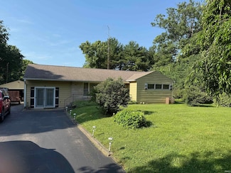 614 E Audubon Dr, Bloomington, IN 47408