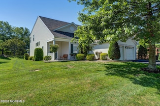 18 Morningside Ct, Lakewood, NJ 08701