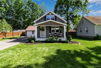 3861 Yale Ave, Hamburg, NY 14075