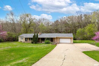 18378 Wells Ferry Rd, Bettendorf, IA 52722