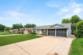 1010 Wildwood Dr, Arlington, TX 76011