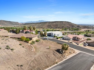 667 Lava Pointe Dr Unit 5, Saint George, UT 84770