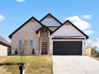 3114 N Pecan St, Fort Worth, TX 76106