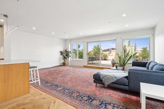 220 W 148th St Unit PHB, New York, NY 10039