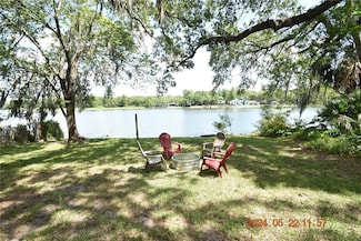 3606 River Grove Dr, Tampa, FL 33610