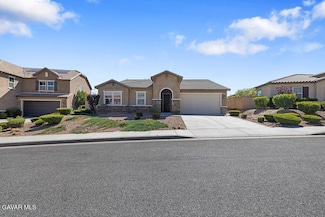37327 Paintbrush Dr, Palmdale, CA 93551
