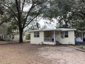 1058 NE 144th Ct, Silver Springs, FL 34488