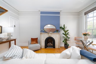 333 8th St, Jersey City, NJ 07302