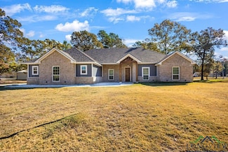 497 Willow Creek Ranch Rd, Gladewater, TX 75647