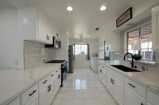 168 E Stuart Ave, Fresno, CA 93710