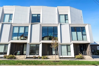 1316 W 58th St, Cleveland, OH 44102