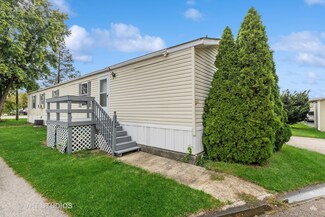 27W370 Geneva Rd Unit 142, West Chicago, IL 60185
