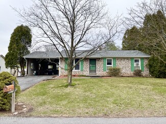 42 Spottswood Dr, Milton, PA 17847