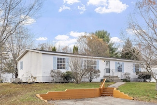 53 Oak Dr, North Hampton, NH 03862