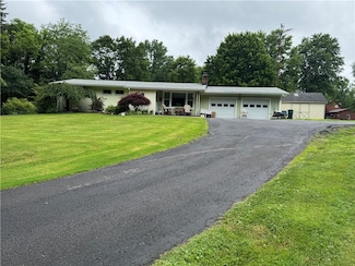 718 State Route 208, Pulaski, PA 16143