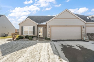 918 Rockwell Ln, Dyer, IN 46311