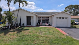 7116 Pine Bluff Dr, Lake Worth, FL 33467