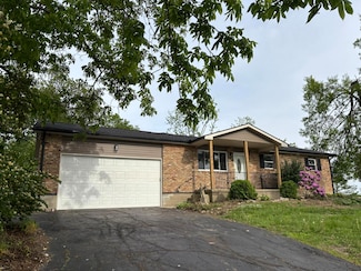 2186 Ridge Rd, Springfield, OH 45502